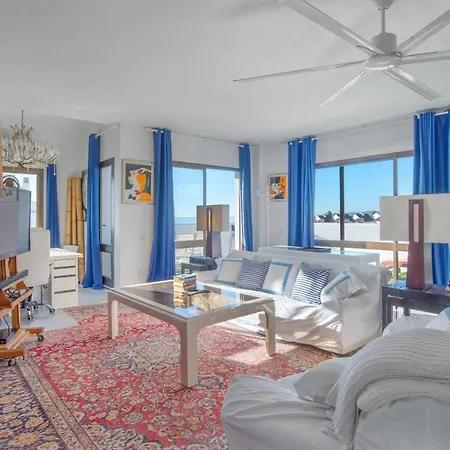 Apartamento Luxury Beachfront Triplex Penthouse Estepona